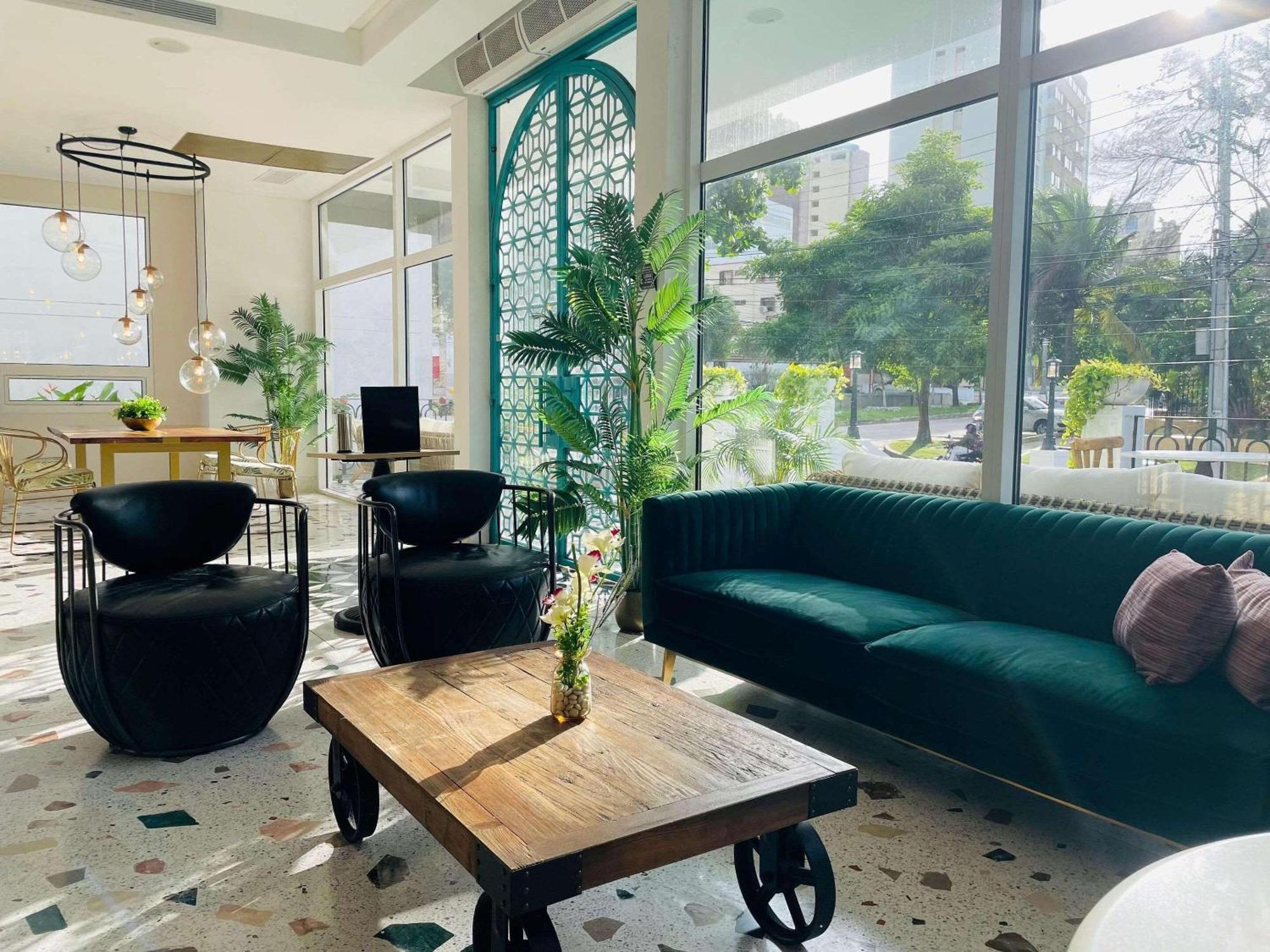 Faranda Collection Barranquilla, A Member Of Radisson Individuals Hotel Barranquilla  Ngoại thất bức ảnh The lobby of the hotel